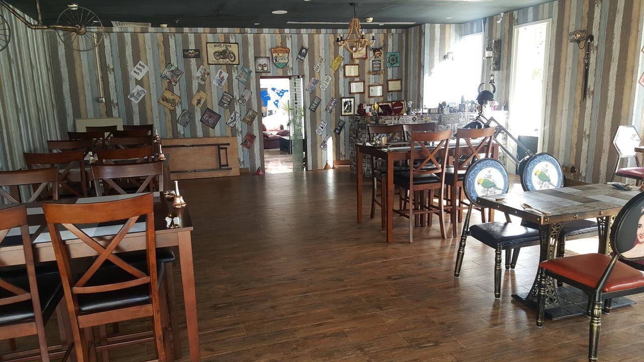 Platinum Hotel Apartments Абу Даби Екстериор снимка